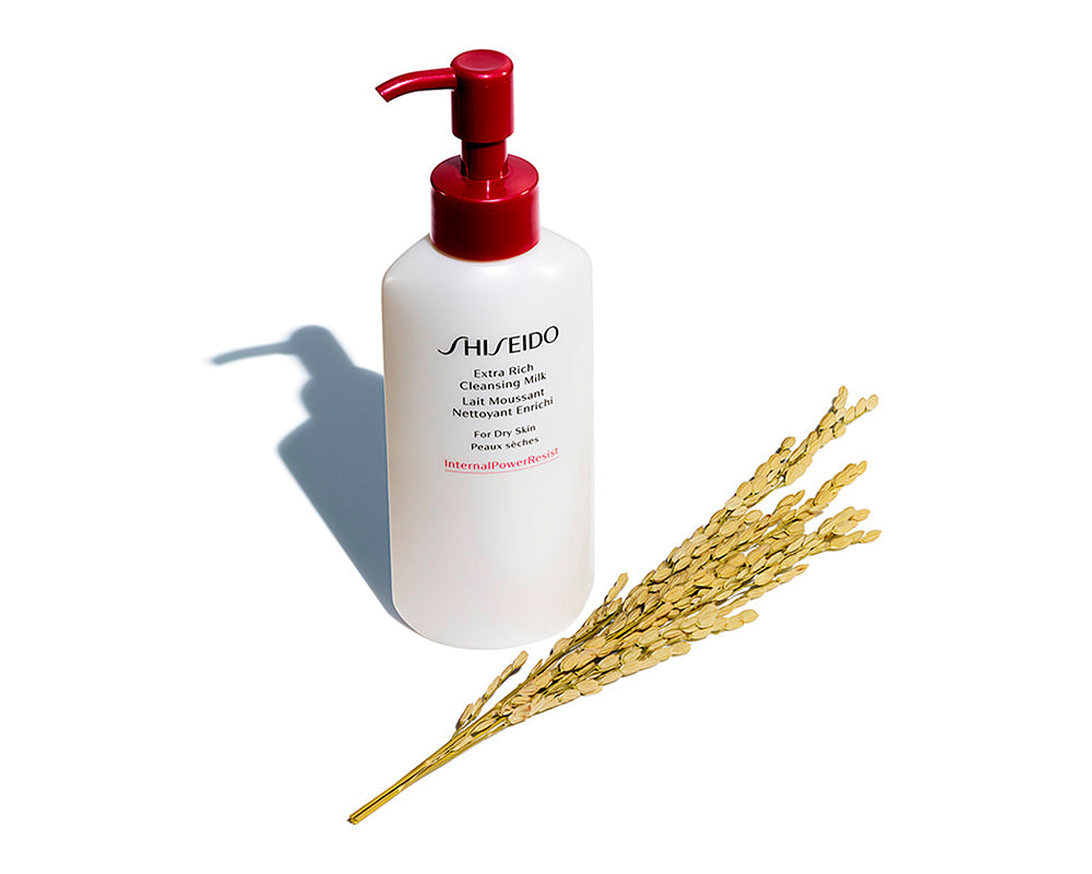 Shiseido, Cleansing Milk, for Dry Skin.